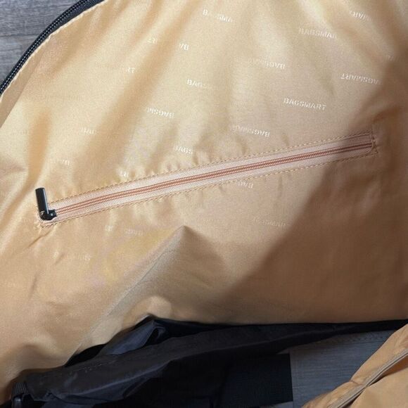 Bagsmart Light Gray Canvas Weekender Tote Bag - NWOT Comes with extras - Picture 6 of 11